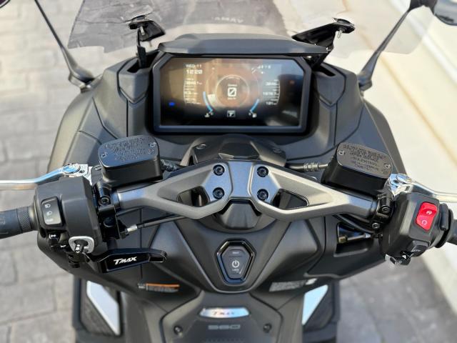 T MAX 560 -GARANTIA OFICIAL–VENDIDA-