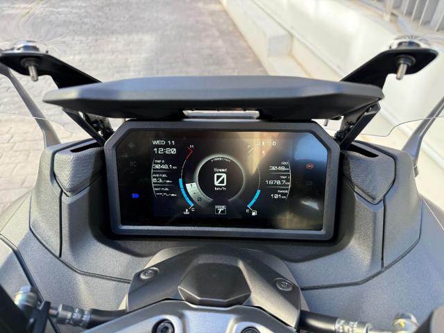 T MAX 560 -GARANTIA OFICIAL–VENDIDA-