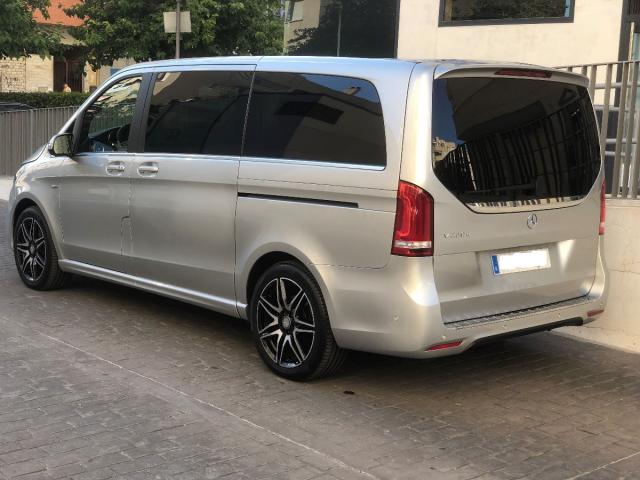 Mercedes V 220 D Aut. Avantgarde Larga -AMG- -VENDIDO-