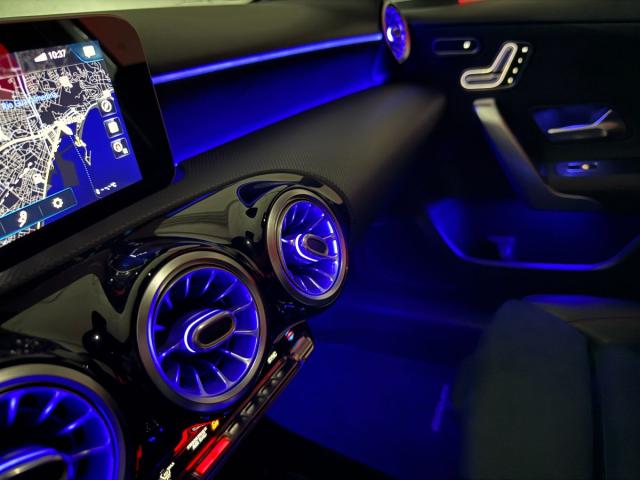 MERCEDES – Clase A – A 200 7G-DCT