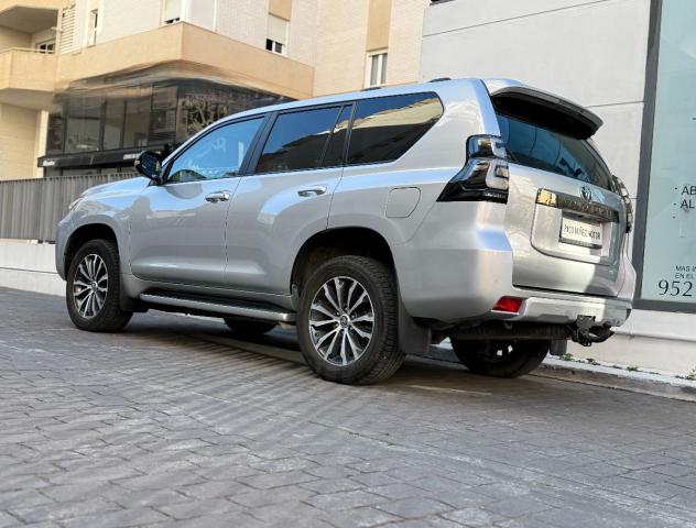TOYOTA – Land Cruiser – 5p VXL D-4D 204cv Aut.-VENDIDO-