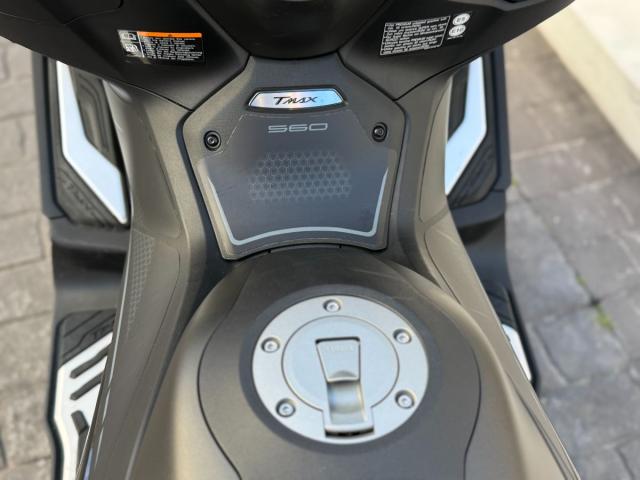 T MAX 560 -GARANTIA OFICIAL–VENDIDA-