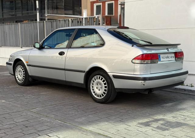 2.3i Coupe 150Cv
