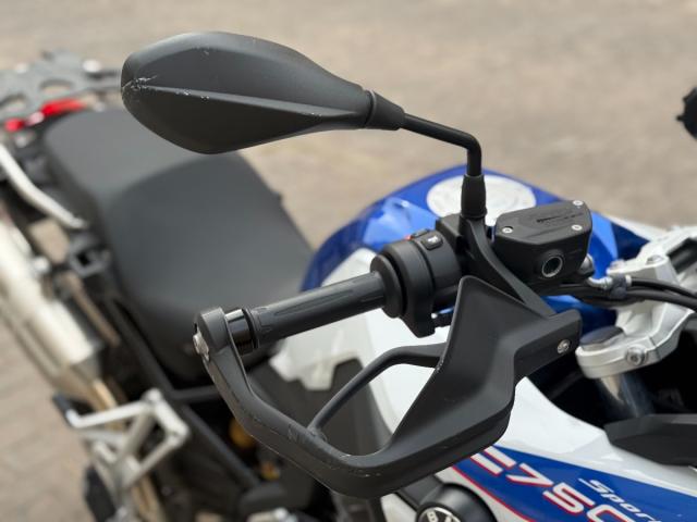 BMW – F 750 GS –