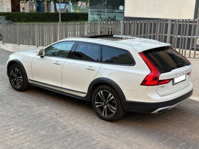 VOLVO – V90 Cross Country AWD D4 AUT.