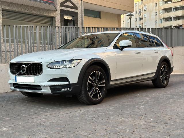 VOLVO – V90 Cross Country AWD D4 AUT.