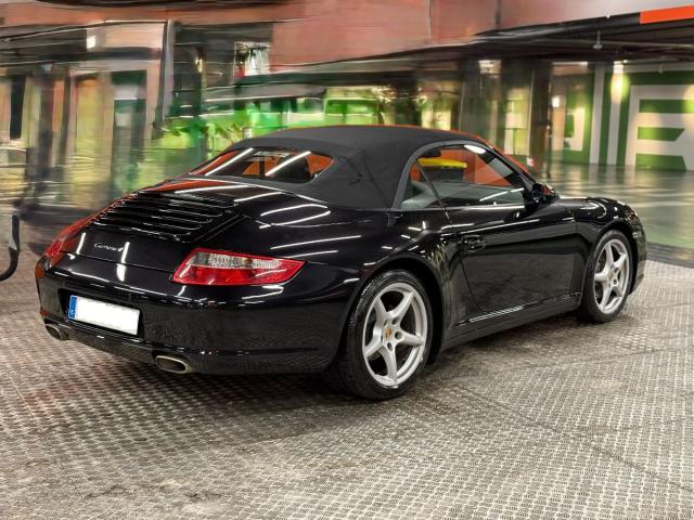 PORSCHE 911 Cabrio Carrera 4 – Manual (6vel.)
