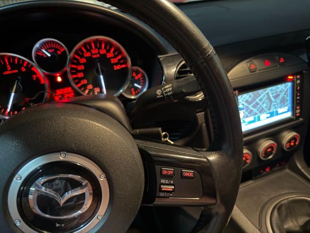 MAZDA MX5 Roadster Coupe Spring Special Edition