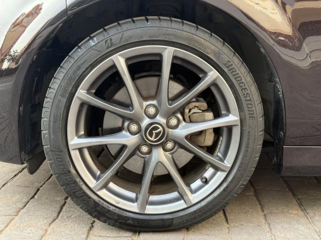 MAZDA MX5 Roadster Coupe Spring Special Edition