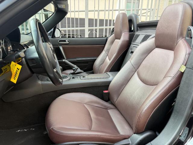 MAZDA MX5 Roadster Coupe Spring Special Edition