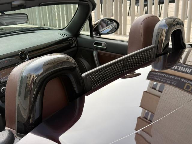 MAZDA MX5 Roadster Coupe Spring Special Edition