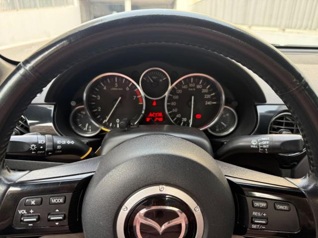 MAZDA MX5 Roadster Coupe Spring Special Edition