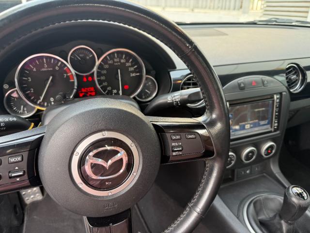 MAZDA MX5 Roadster Coupe Spring Special Edition