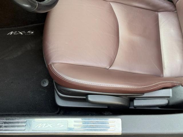 MAZDA MX5 Roadster Coupe Spring Special Edition