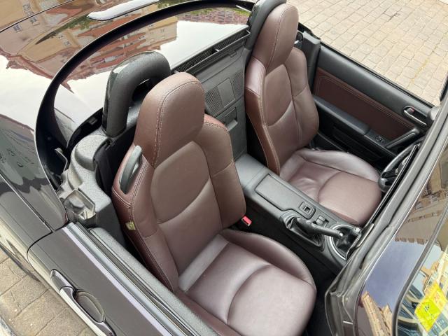 MAZDA MX5 Roadster Coupe Spring Special Edition