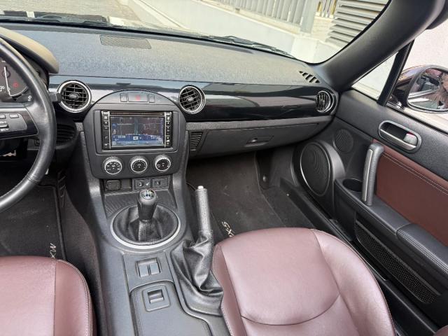 MAZDA MX5 Roadster Coupe Spring Special Edition-VENDIDO-
