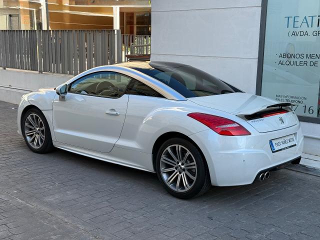 PEUGEOT – RCZ – 2.0 HDi 163Cv -VENDIDO-