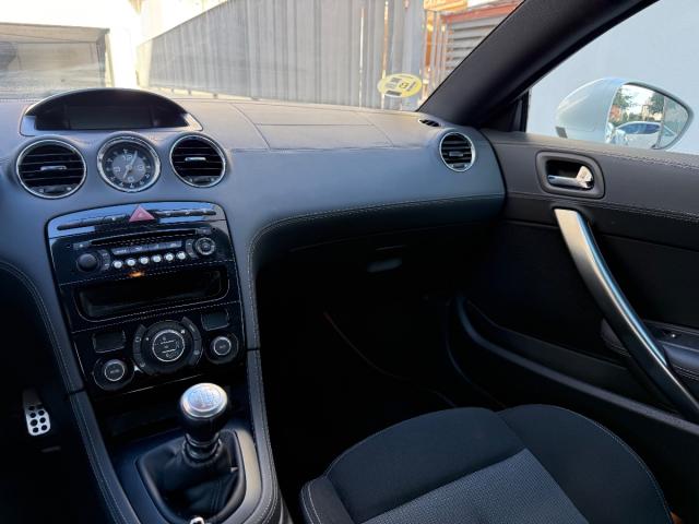 PEUGEOT – RCZ – 2.0 HDi 163Cv -VENDIDO-