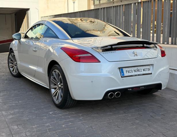 PEUGEOT – RCZ – 2.0 HDi 163Cv -VENDIDO-