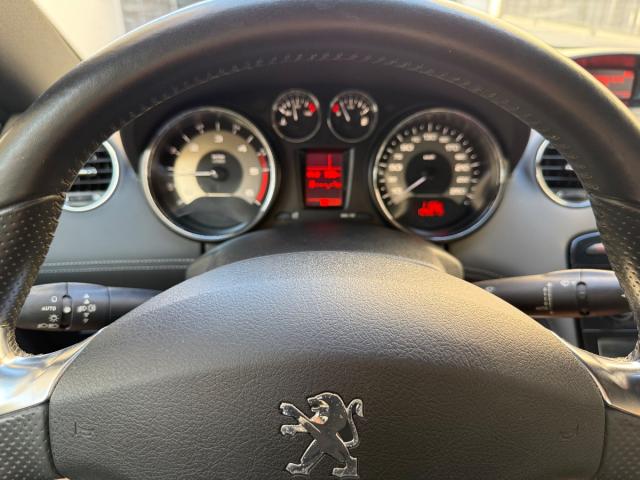 PEUGEOT – RCZ – 2.0 HDi 163Cv -VENDIDO-