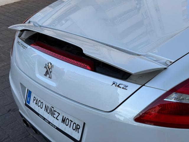 PEUGEOT – RCZ – 2.0 HDi 163Cv -VENDIDO-
