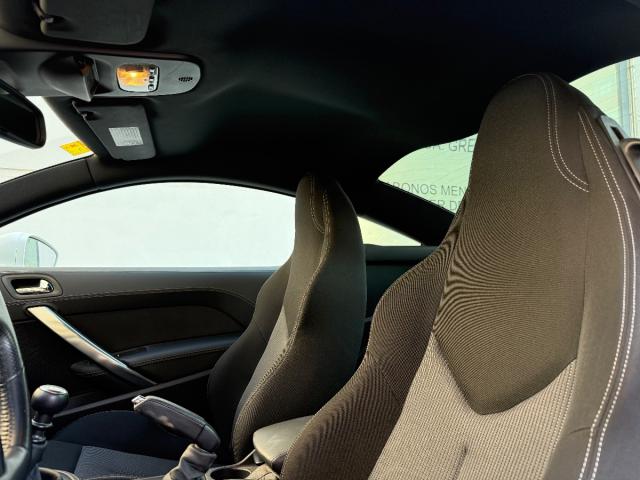PEUGEOT – RCZ – 2.0 HDi 163Cv -VENDIDO-
