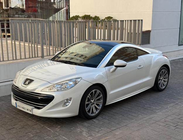PEUGEOT – RCZ – 2.0 HDi 163Cv -VENDIDO-