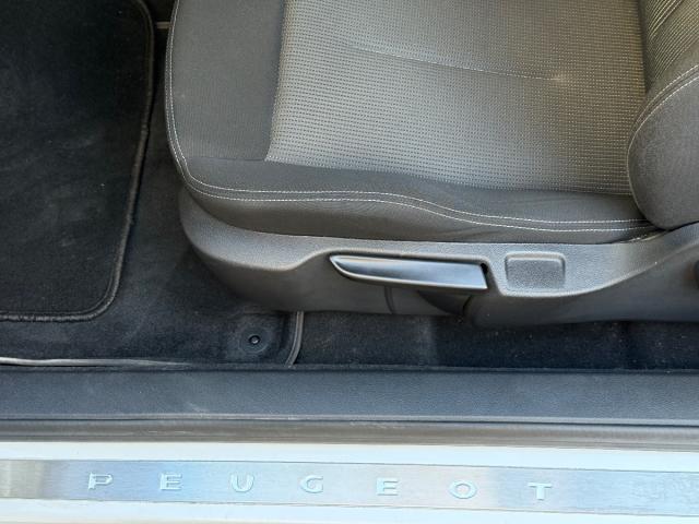 PEUGEOT – RCZ – 2.0 HDi 163Cv -VENDIDO-