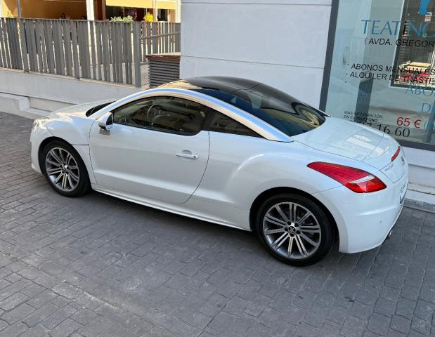 PEUGEOT – RCZ – 2.0 HDi 163Cv -VENDIDO-