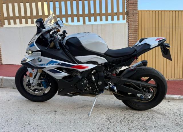 BMW – S 1000 RR -VENDIDA-