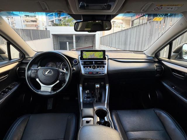 LEXUS – NX – 300h Business 2WD