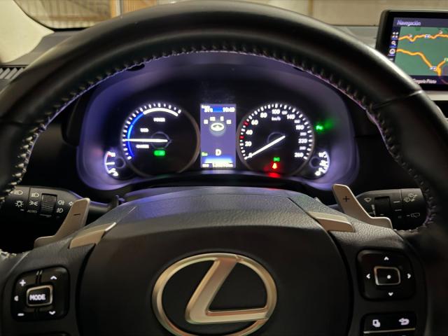 LEXUS – NX – 300h Business 2WD