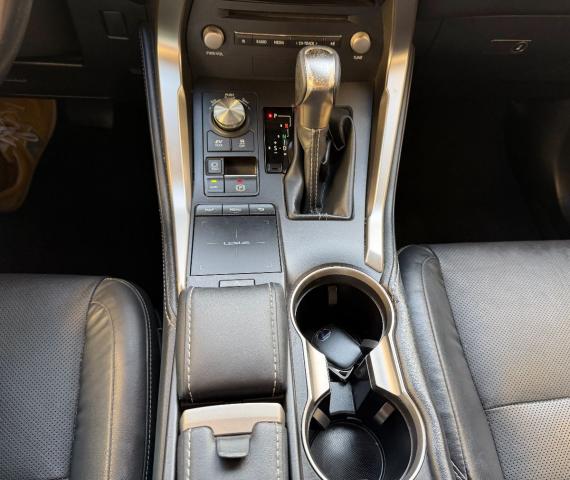 LEXUS – NX – 300h Business 2WD