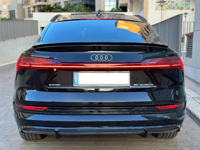 e-tron Sportback 50 quattro Black Line Edition