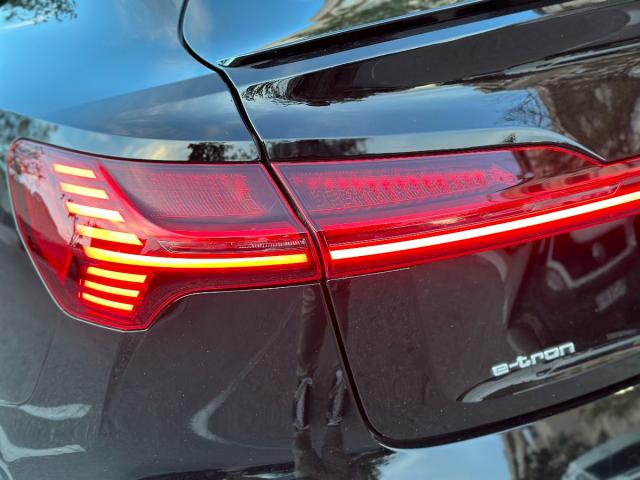 e-tron Sportback 50 quattro Black Line Edition