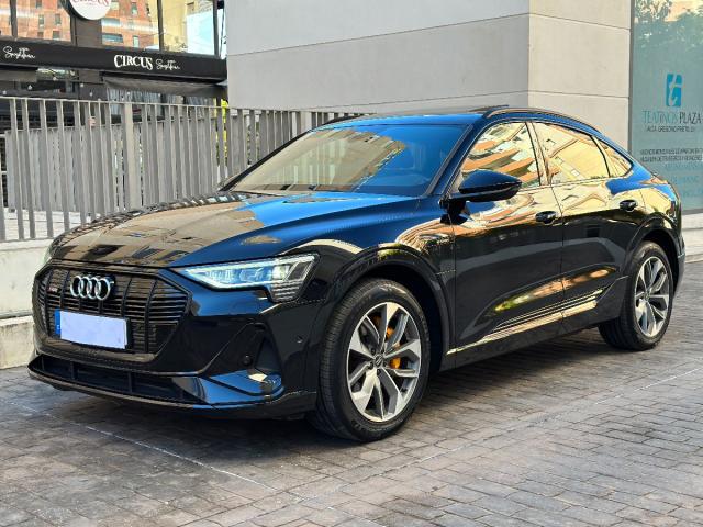 e-tron Sportback 50 quattro Black Line Edition