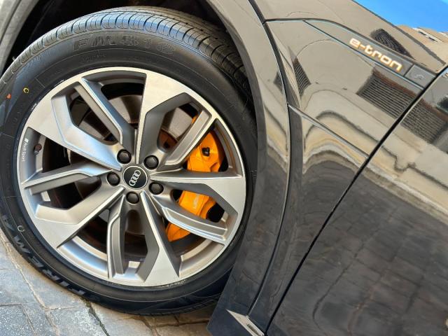 e-tron Sportback 50 quattro Black Line Edition