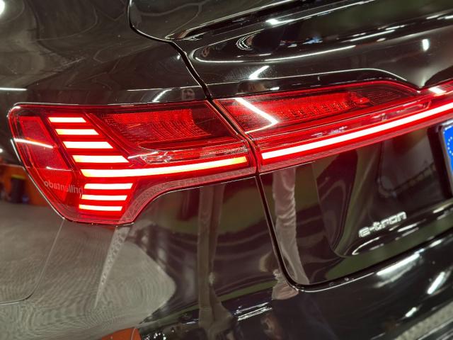 e-tron Sportback 50 quattro Black Line Edition