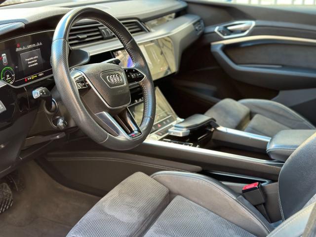 e-tron Sportback 50 quattro Black Line Edition