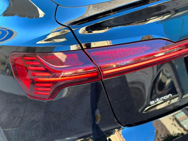 e-tron Sportback 50 quattro Black Line Edition