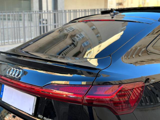 e-tron Sportback 50 quattro Black Line Edition