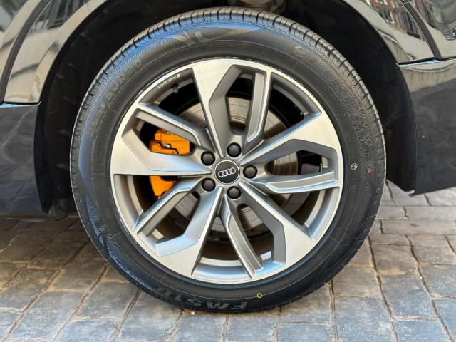 e-tron Sportback 50 quattro Black Line Edition