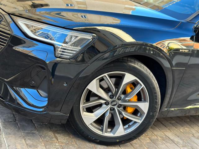 e-tron Sportback 50 quattro Black Line Edition