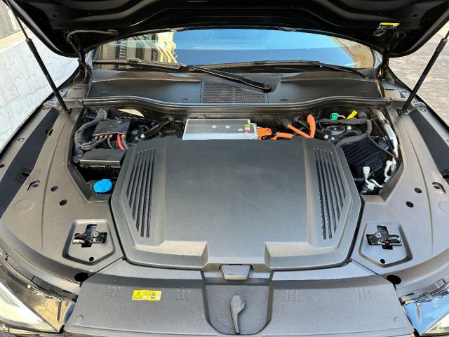 e-tron Sportback 50 quattro Black Line Edition