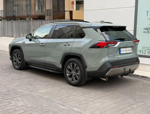 TOYOTA RAV4 Hybrid 220H 4×4 Advance Plus
