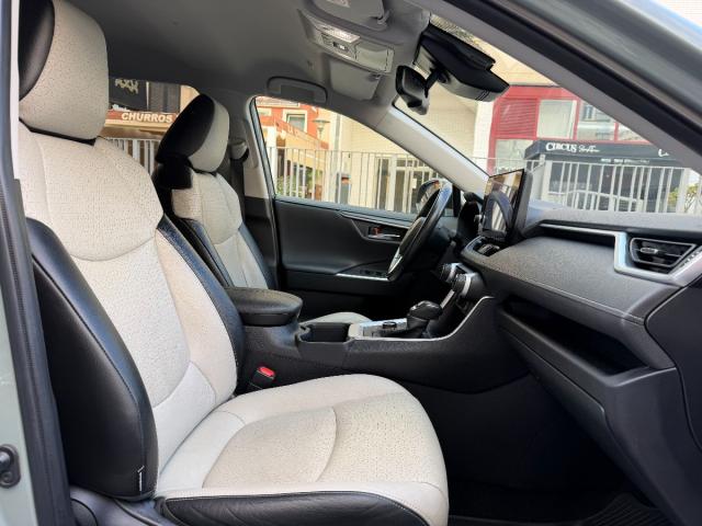 TOYOTA RAV4 Hybrid 220H 4×4 Advance Plus
