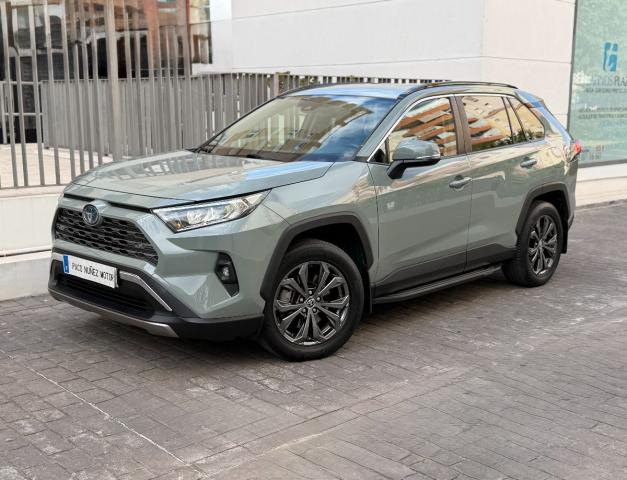 TOYOTA RAV4 Hybrid 220H 4×4 Advance Plus