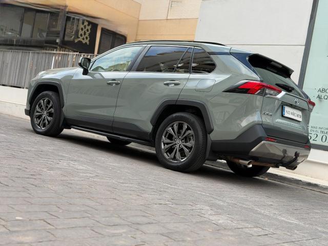 TOYOTA RAV4 Hybrid 220H 4×4 Advance Plus