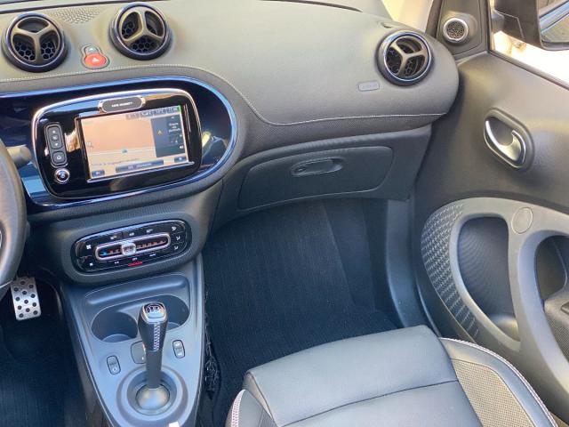 SMART Fortwo BRABUS CABRIO -TAILOR MADE EDITION-