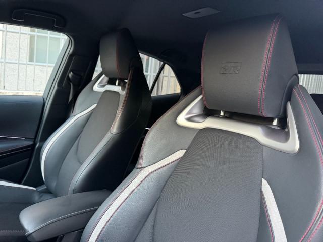 Hybrid GR Sport 140Cv